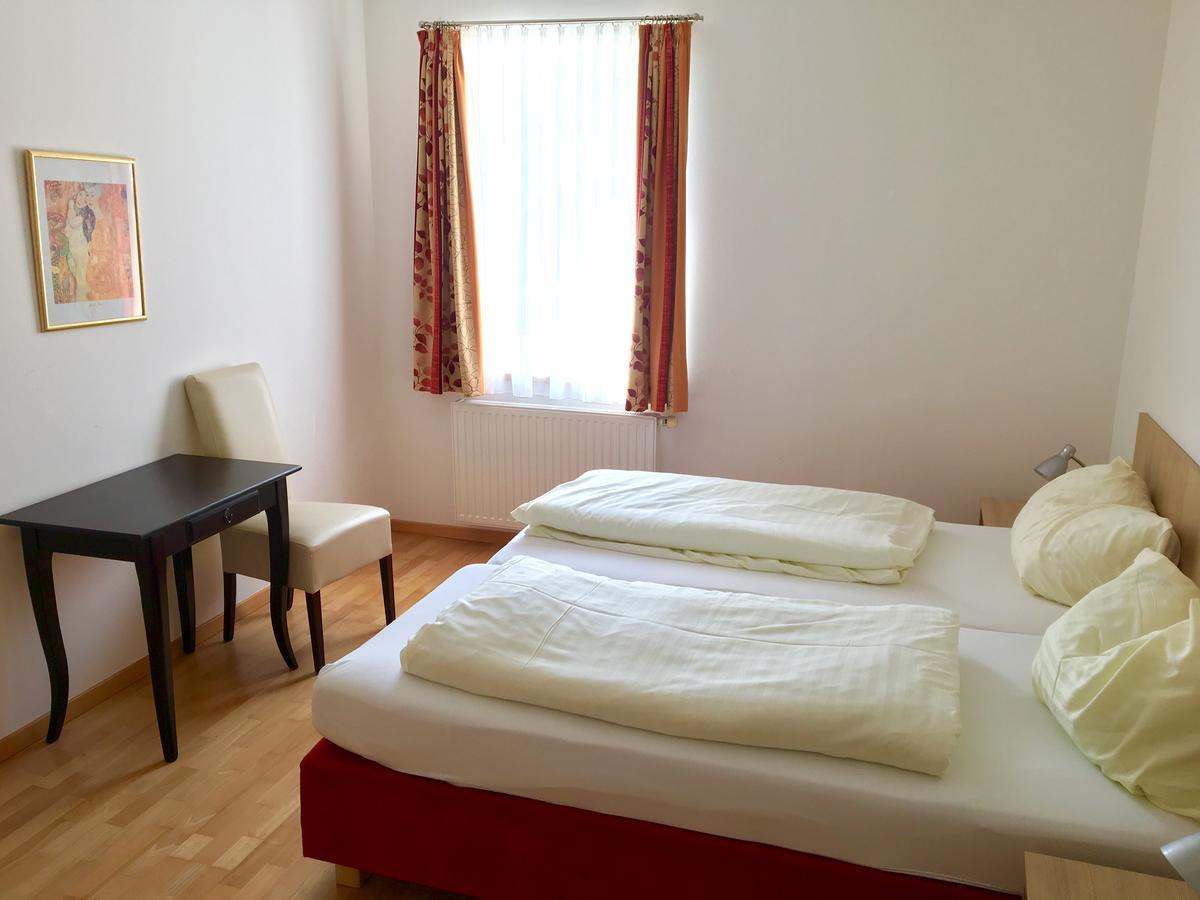 Apfelwirt Hotel Stubenberg Bagian luar foto